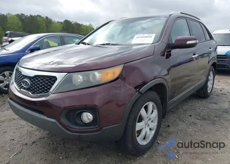 2013 Kia Sorento Lx z USA, uszkodzony, nr VIN 5XYKT3A64DG341941